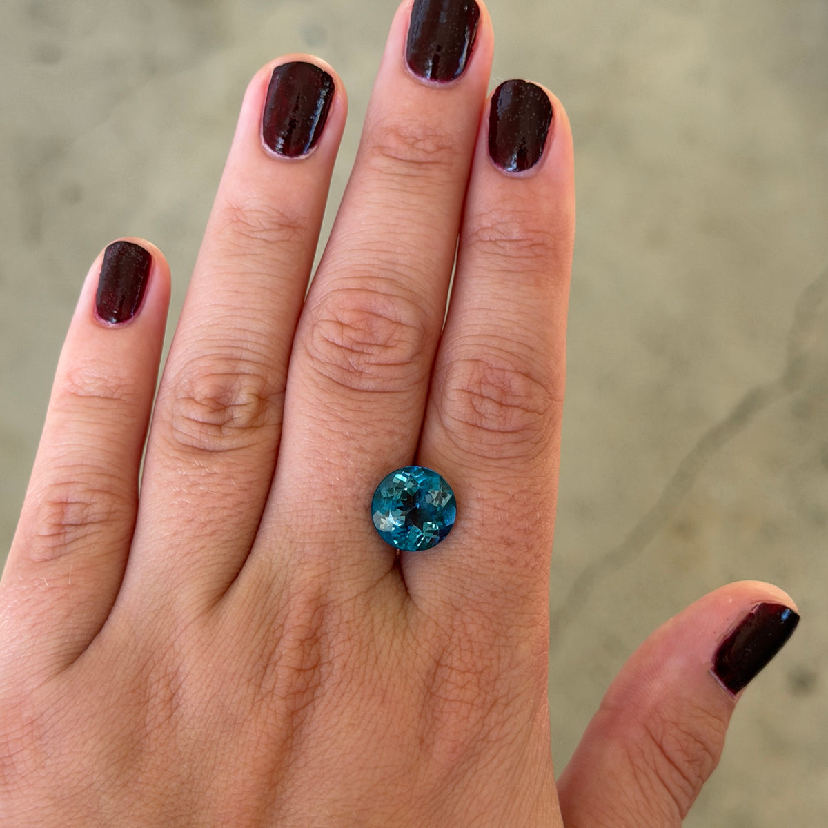 5.85ct Round London Blue Topaz
