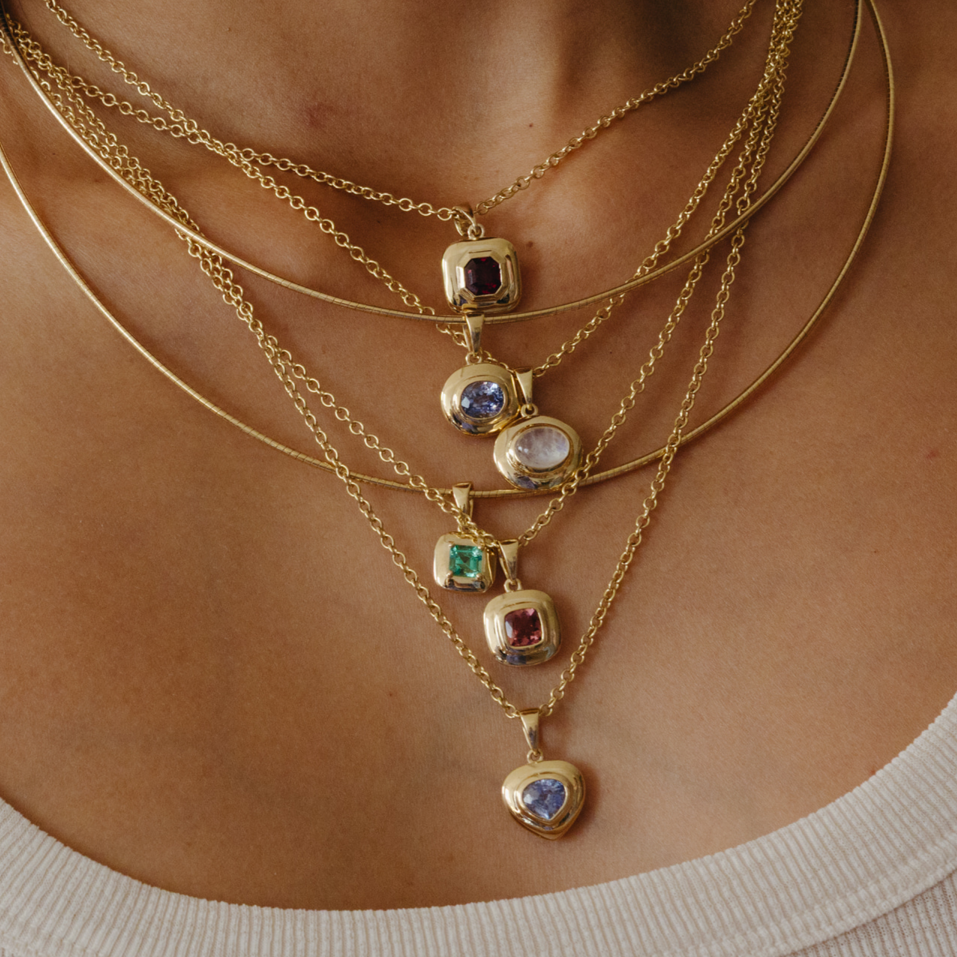 0.53ct Emerald Ripple Charm