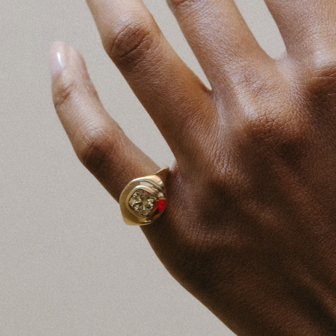 1.54CT GROSSULAR GARNET RIPPLE RING