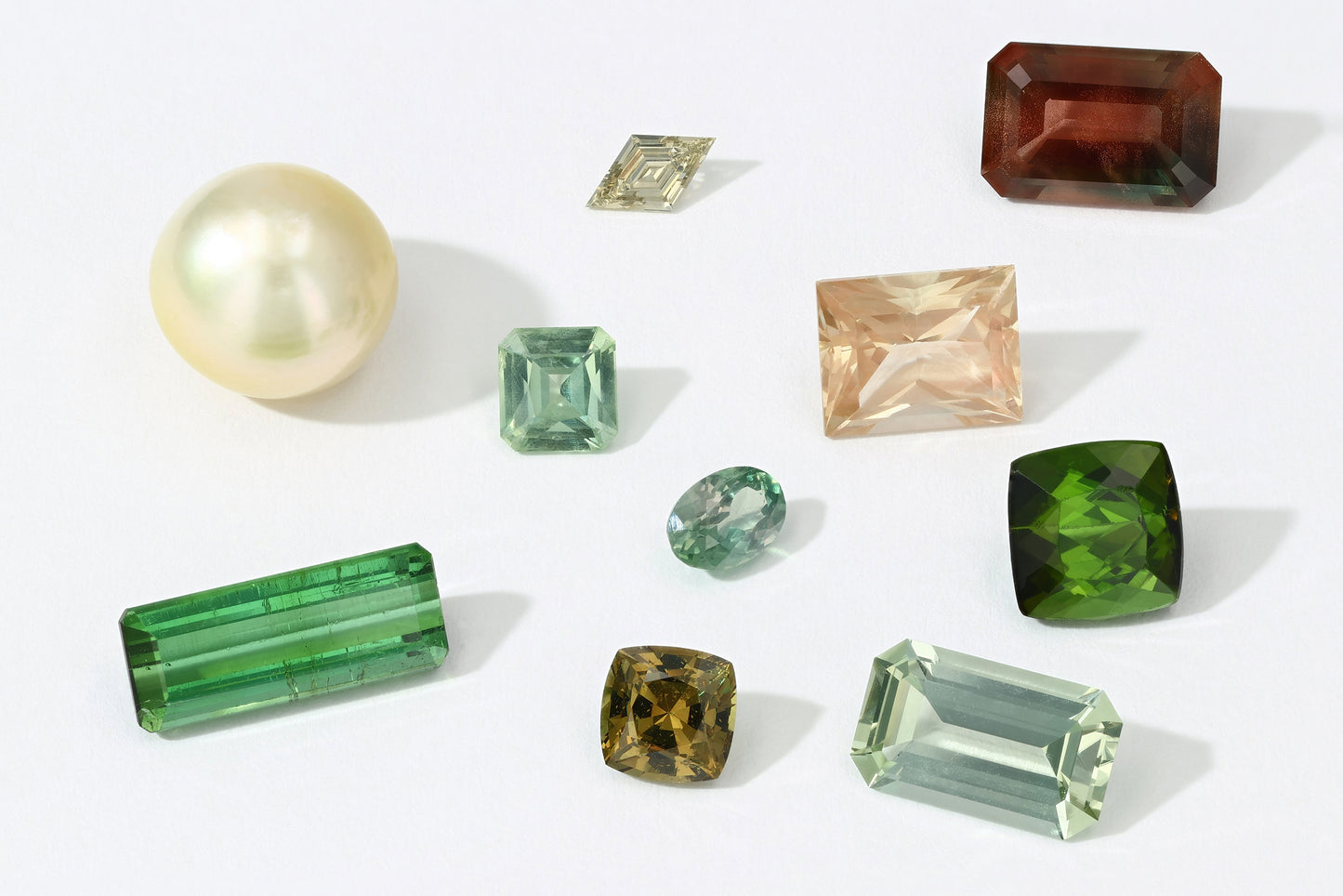 BESPOKE 3.38CT LIGHT GREEN TOURMALINE