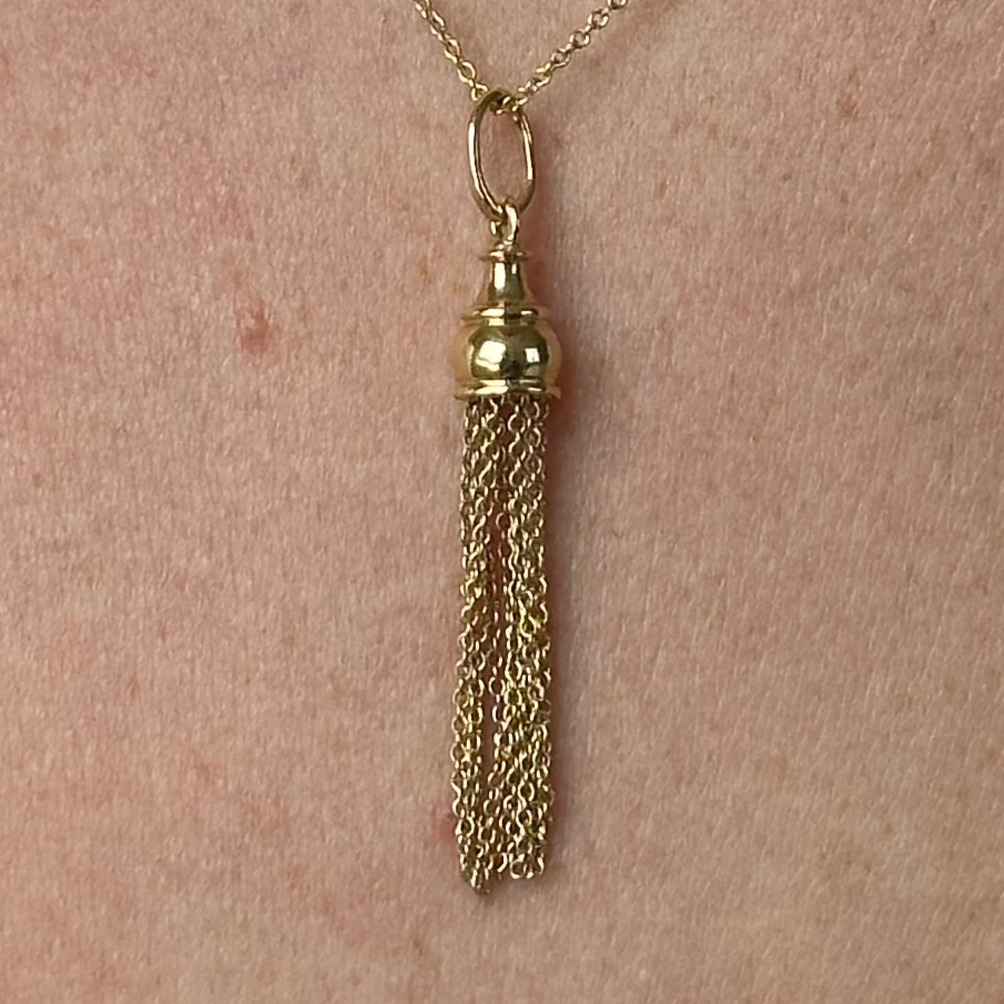 SAMPLE SMALL GOLDEN TASSEL CHARM