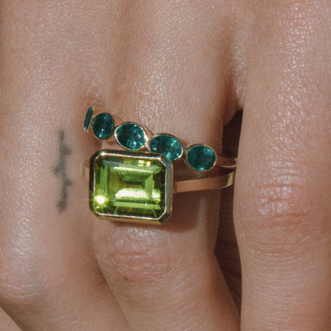 ALEXANDRITE OVAL BEZEL RING