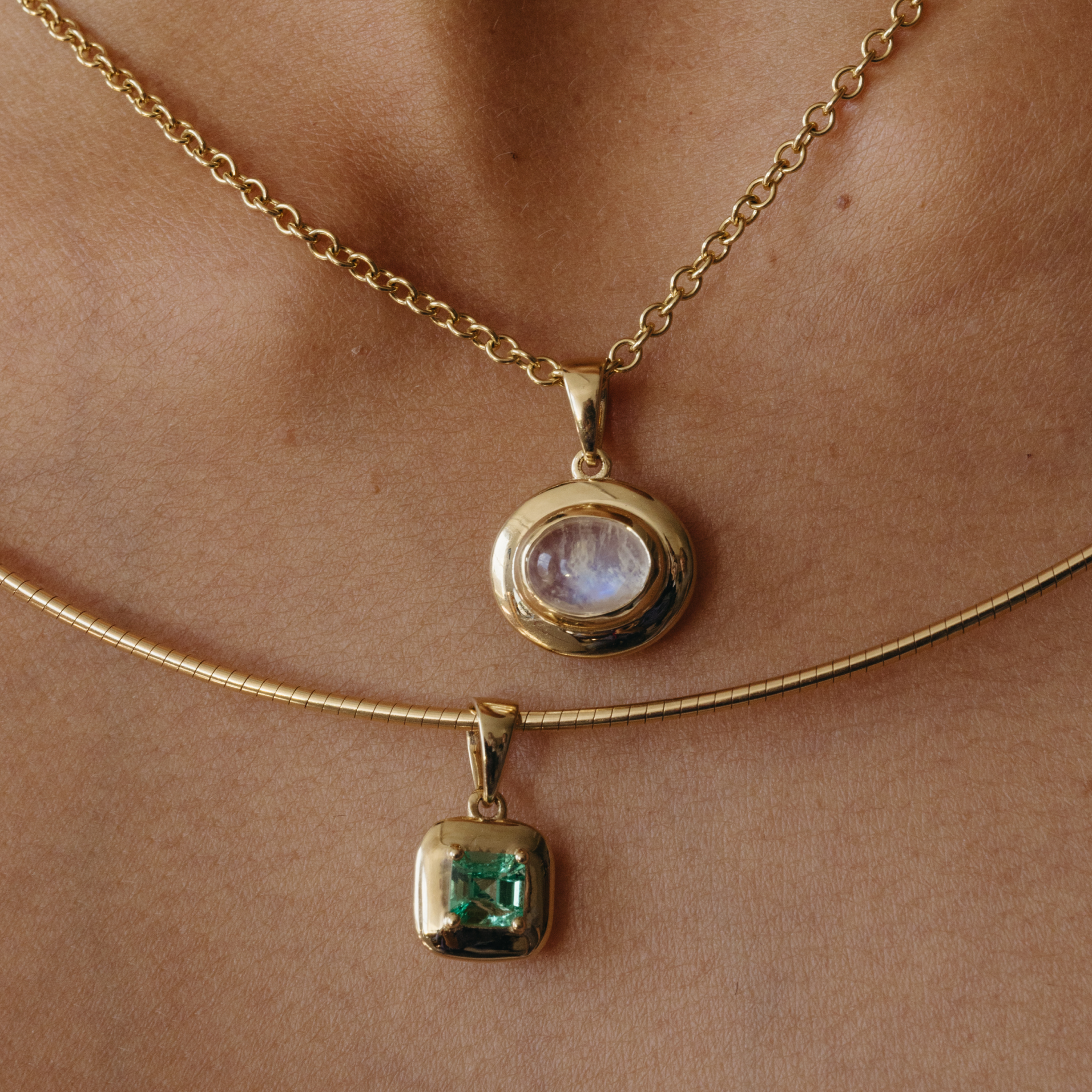 0.53ct Emerald Ripple Charm