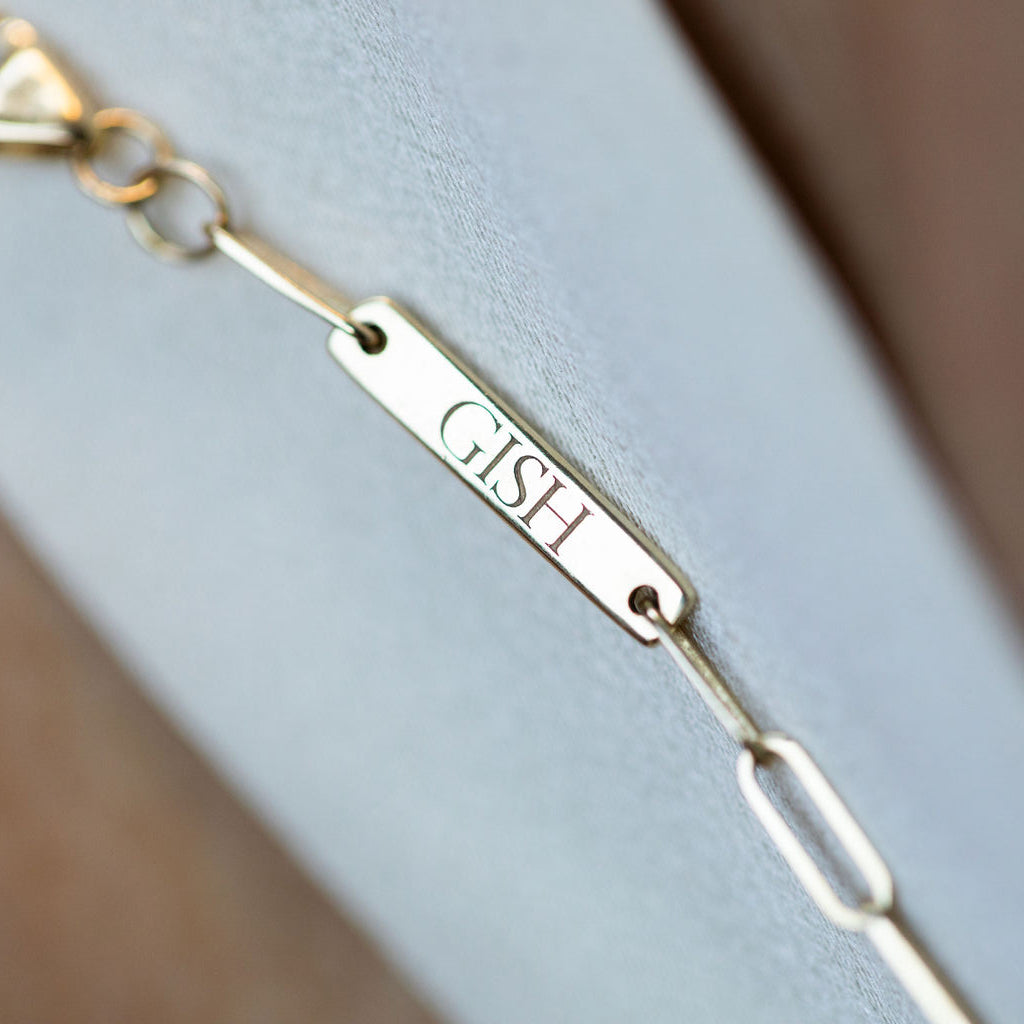 ENGRAVED BAR NECKLACE