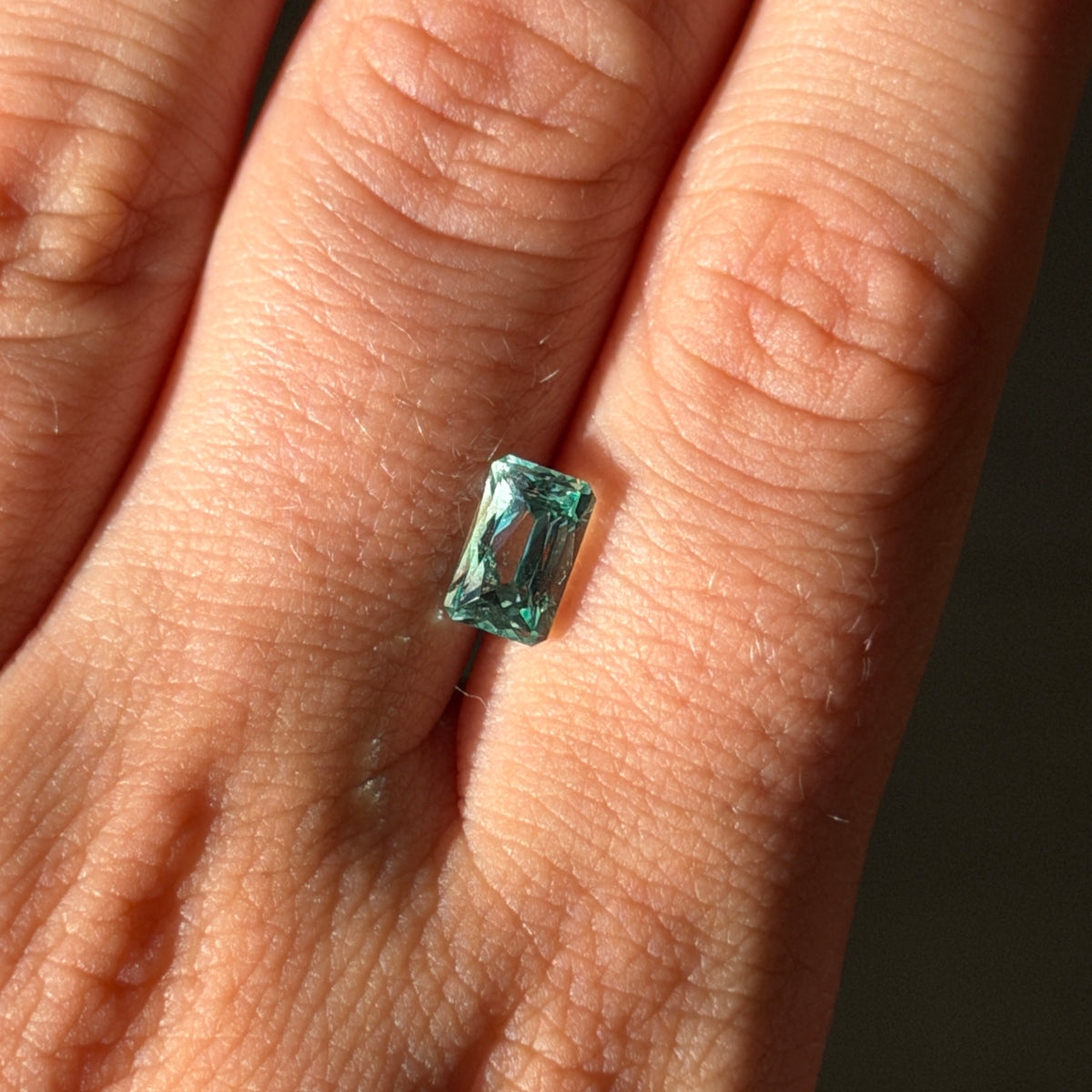 1.40ct Elongated Mint Beryl