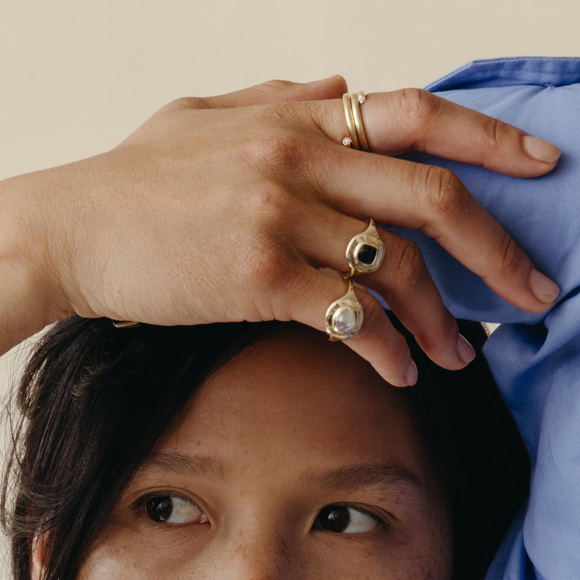1.48ct Moonstone Oval Cabochon Ripple Ring