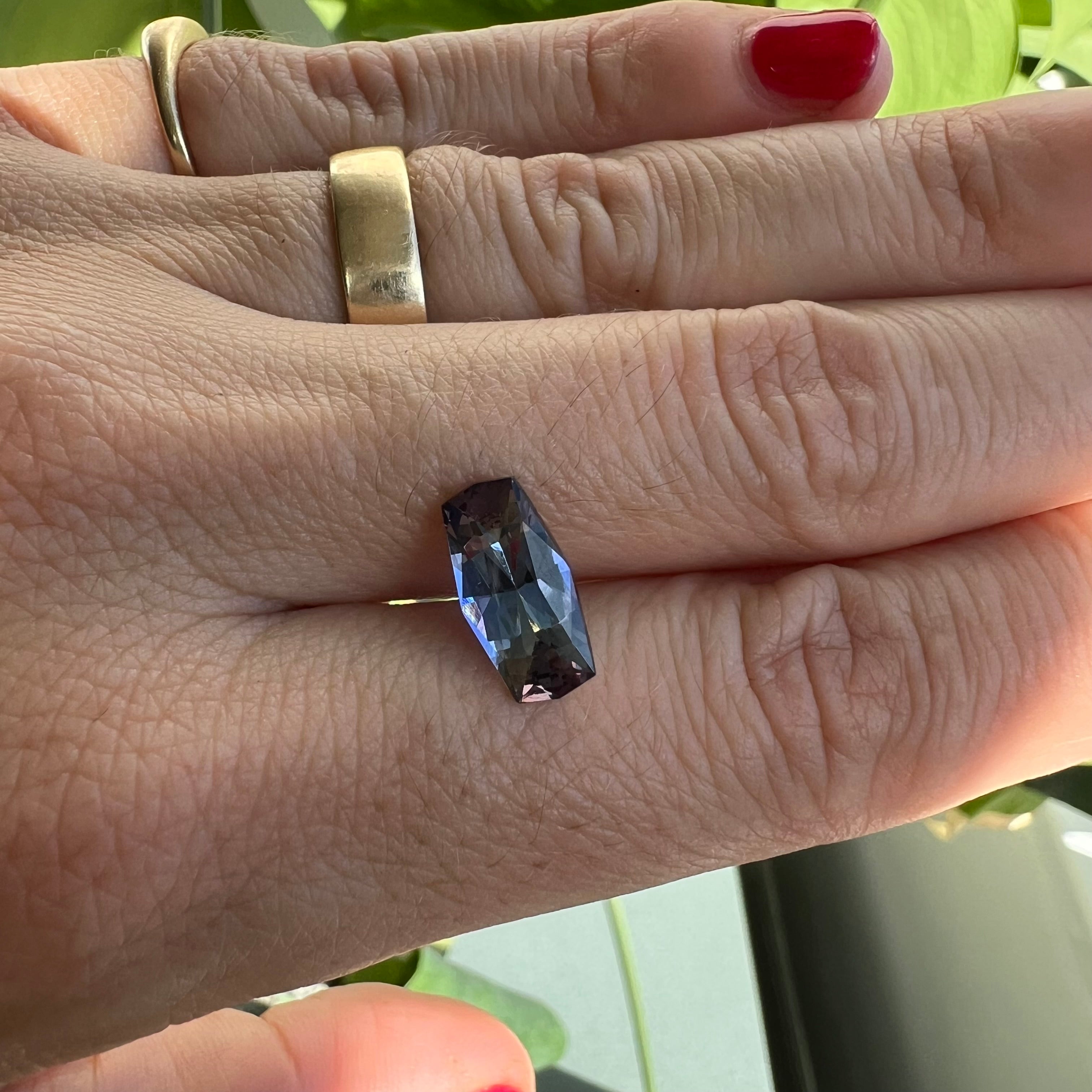 BESPOKE 2.51CT TANZANITE