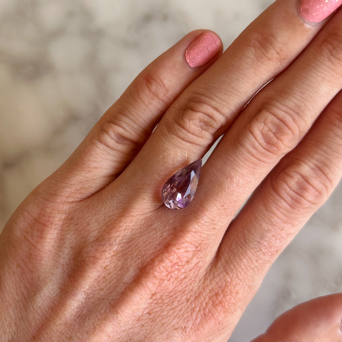 BESPOKE 4.86CT RUTILE AMETHYST RING