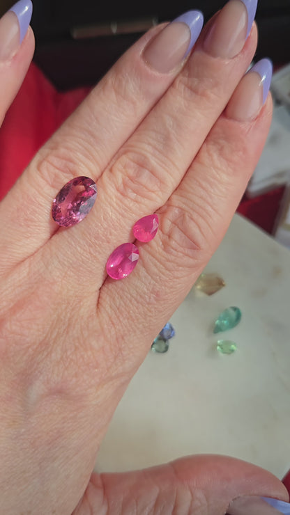 BESPOKE 3.42CT DARK PINK SPINEL