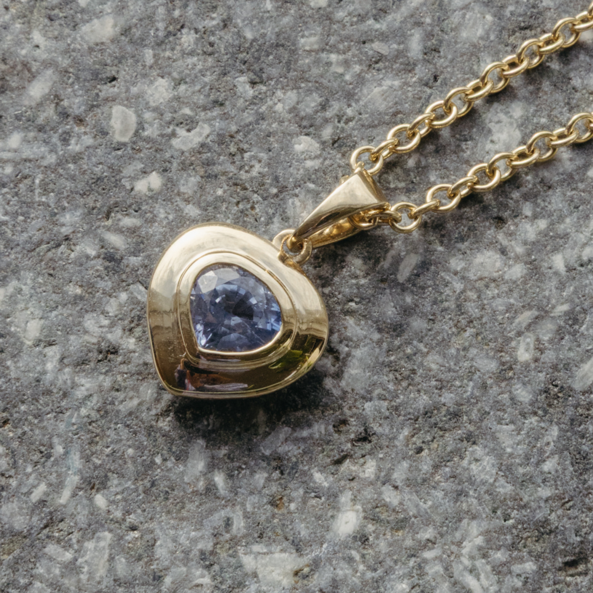 1.62 Sapphire Pear Ripple Charm