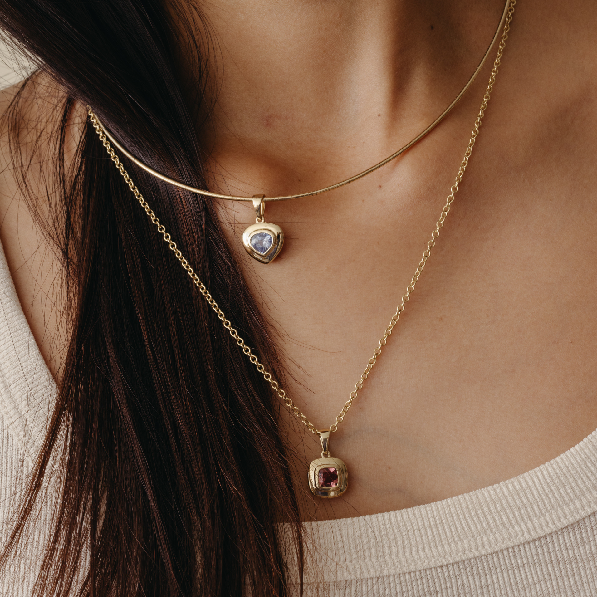 1.62 Sapphire Pear Ripple Charm