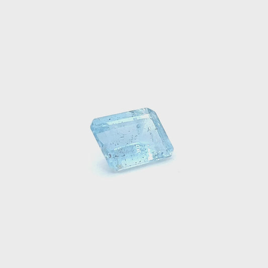 BESPOKE EMERALD CUT AQUAMARINE RING