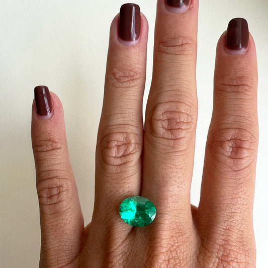 BESPOKE 3.36CT MUZO EMERALD RING