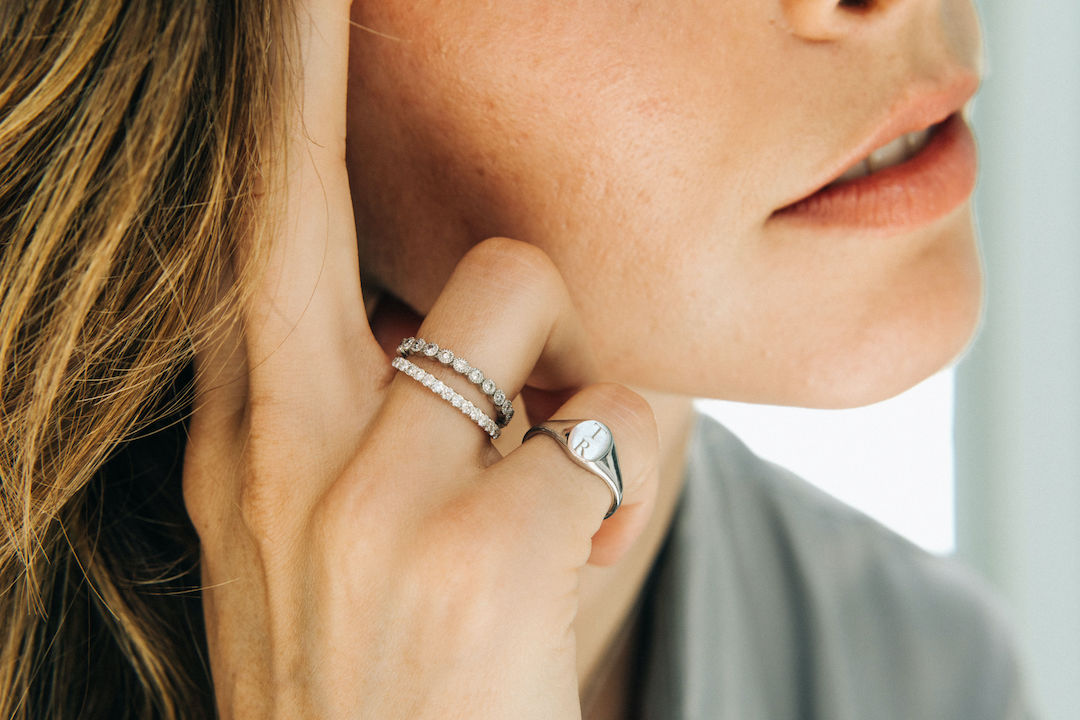 Uva signet hot sale ring